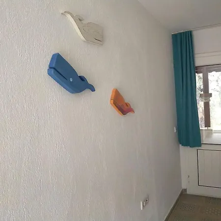 Ovabuekue Pansiyon *